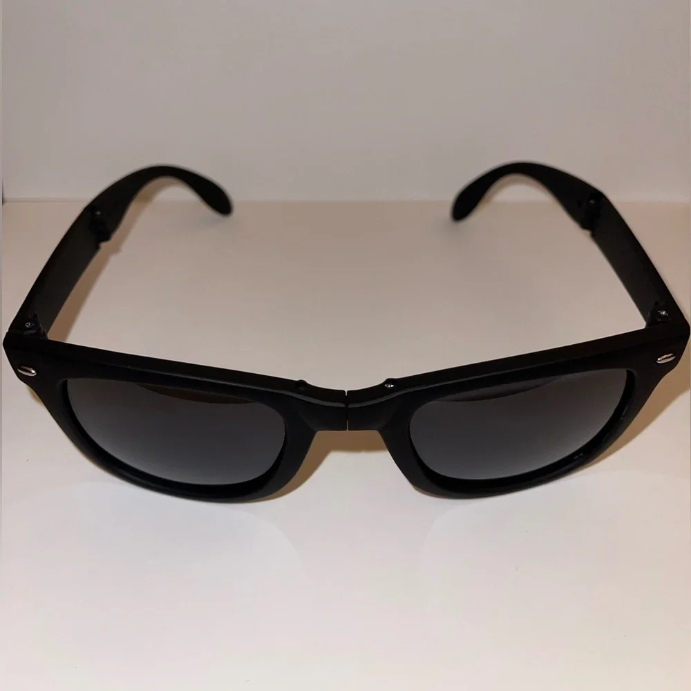 Stylish Foldable Velvet Feel Matte Black Sunglasses With Hard Carrying Case